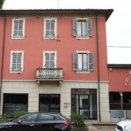 La Francigena - Trebbia House Apartment เปียเชนซา ภายนอก รูปภาพ